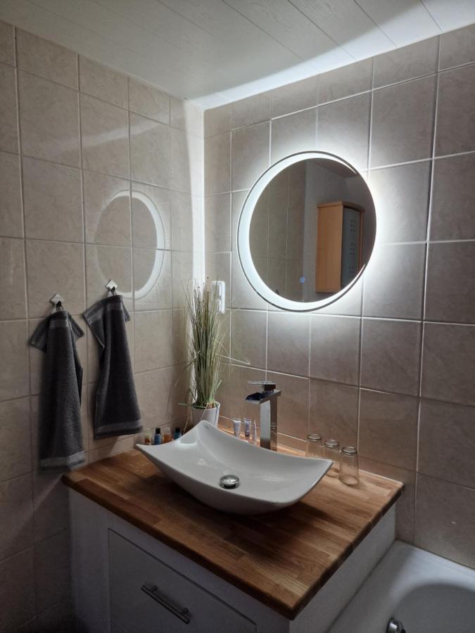 Ferienwohnung Haus Sonnenblick Burkhardtsdorf ภายนอก รูปภาพ