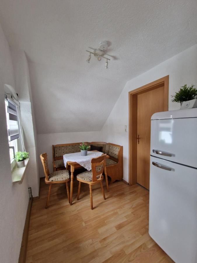 Ferienwohnung Haus Sonnenblick Burkhardtsdorf ภายนอก รูปภาพ